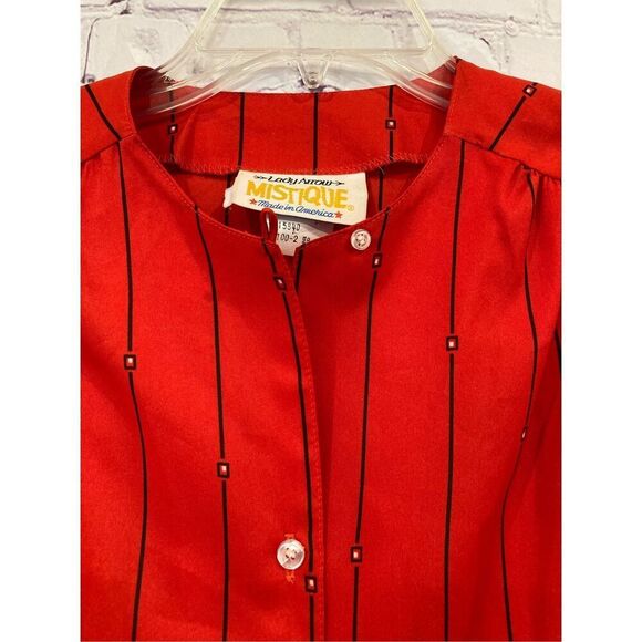 Vintage Lady Arrow Mistique Womens Medium Button Front Blouse Red Silky Stripe - Picture 2 of 8